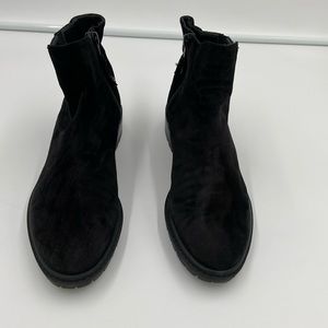 Stuart Weitzman black suede bootie, Women’s